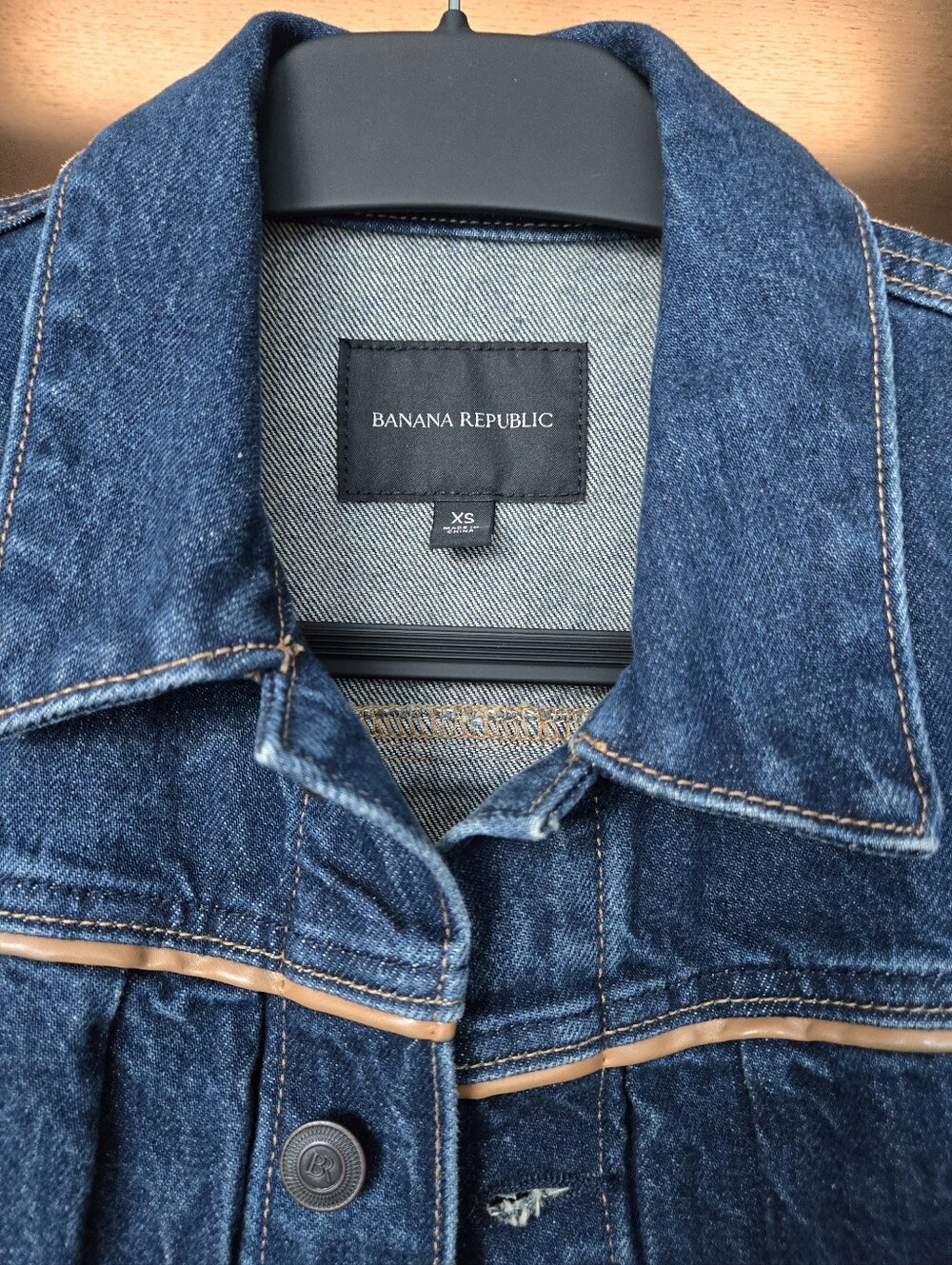 Banana Republic Dark Blue Denim Trucker Jacket - Picture 6 of 9